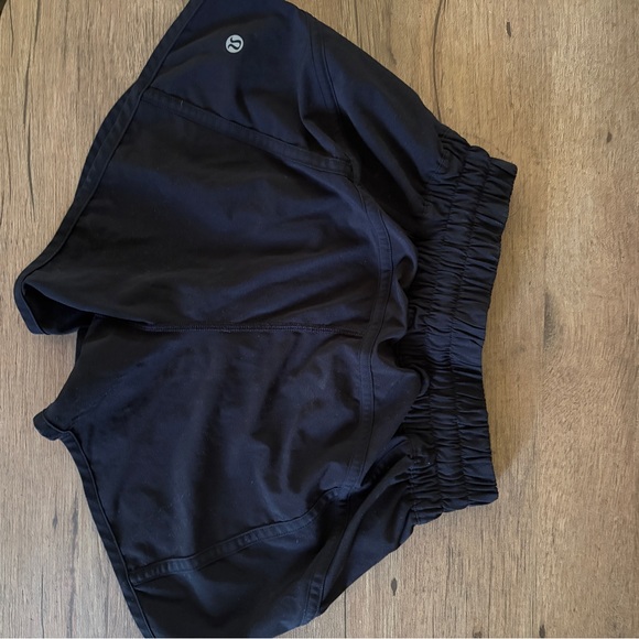 lululemon athletica Black Women's Athletic Shorts with Elastic Waistband - Picture 2 of 3